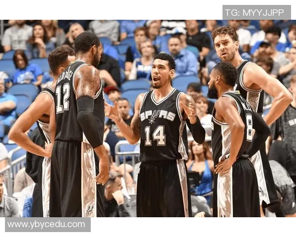 11年灰熊与马刺的激烈对决回顾：从逆袭到辉煌的篮球传奇之路