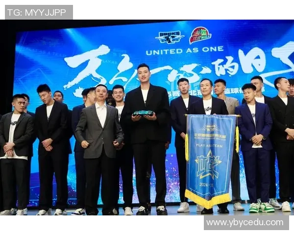 2015年北京首钢与广东队激战回顾:篮球盛宴中的精彩瞬间与战术较量 2015年北京首钢与广东队激战回顾:篮球盛宴中的精彩瞬间与战术较量