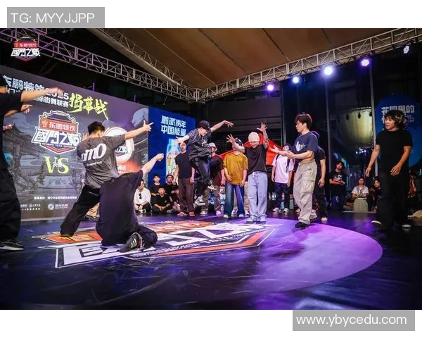 南京街舞队的状态变革引发热议街舞文化的新潮流与挑战