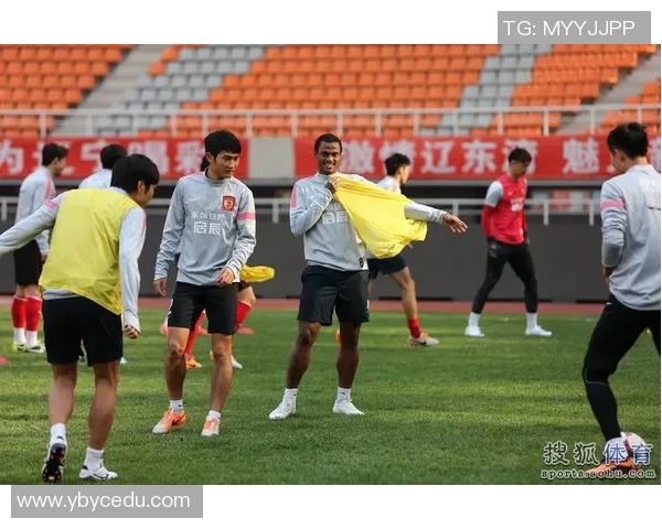 广州足球队在钻石联赛中的速度优势与战术解析