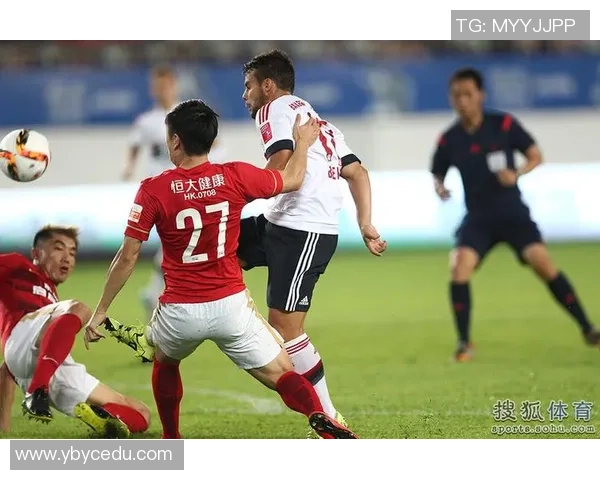 恒大对阵拜仁孔卡的精彩对决回顾与分析