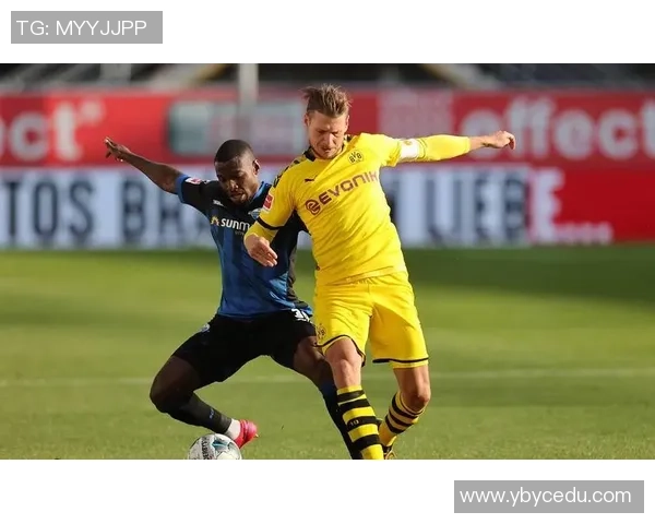 柏德博恩与汉堡激战正酣谁能在德乙赛场中笑到最后 柏德博恩与汉堡激战正酣谁能在德乙赛场中笑到最后