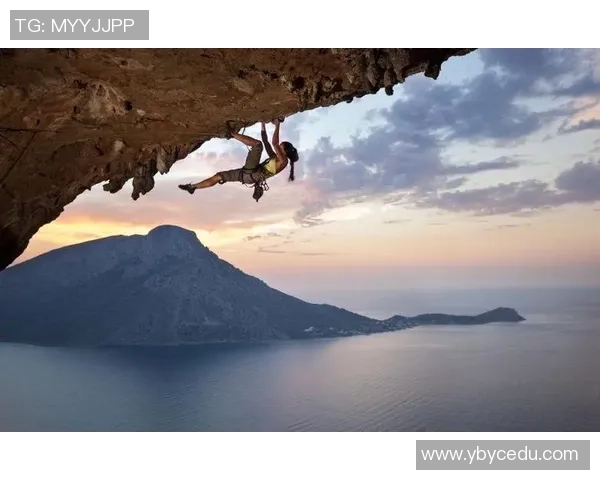 攀岩深度探索南京攀岩队的战术创新与边路渗透技巧分析