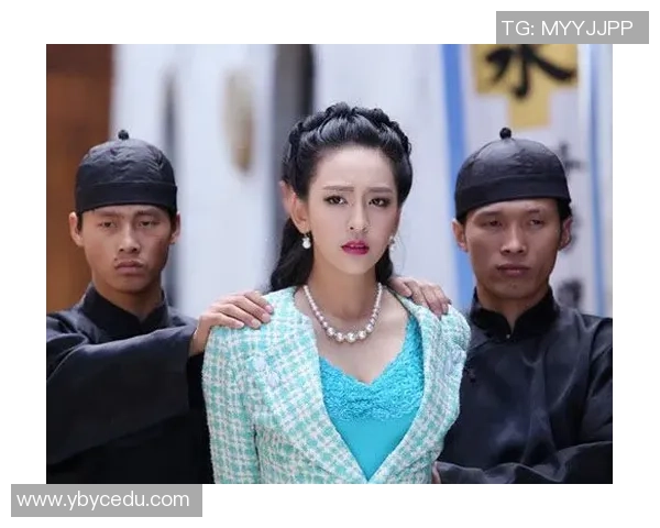 专访羽毛球女神杨芳揭秘她成功背后的心路历程与训练秘籍 专访羽毛球女神杨芳揭秘她成功背后的心路历程与训练秘籍
